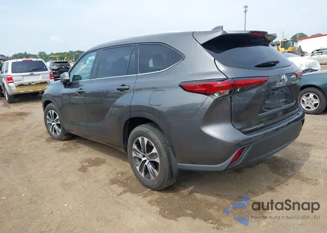 2022 Toyota Highlander Xle из США, поврежденный, VIN 5TDGZRBH6NS240203